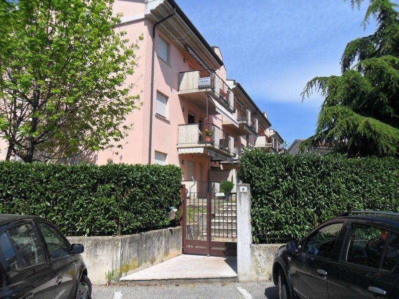 60 M² Appartamento Vacanza ∙ 1 Camera Da Letto ∙ 4 Ospiti - Sirmione