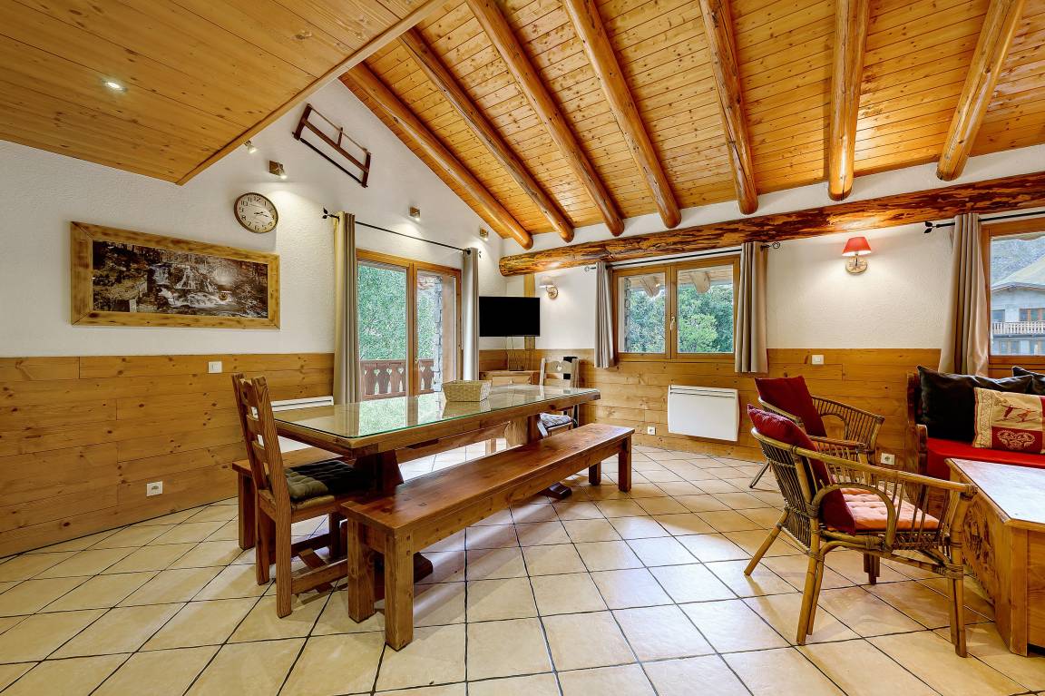 115 M² Apartment ∙ 4 Bedrooms ∙ 10 Guests - Val-d'Isère