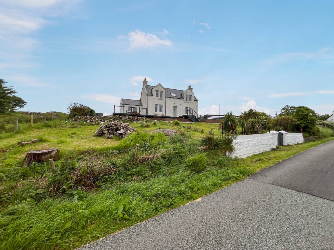 Apartment ∙ 3 Bedrooms ∙ 6 Guests - Skye