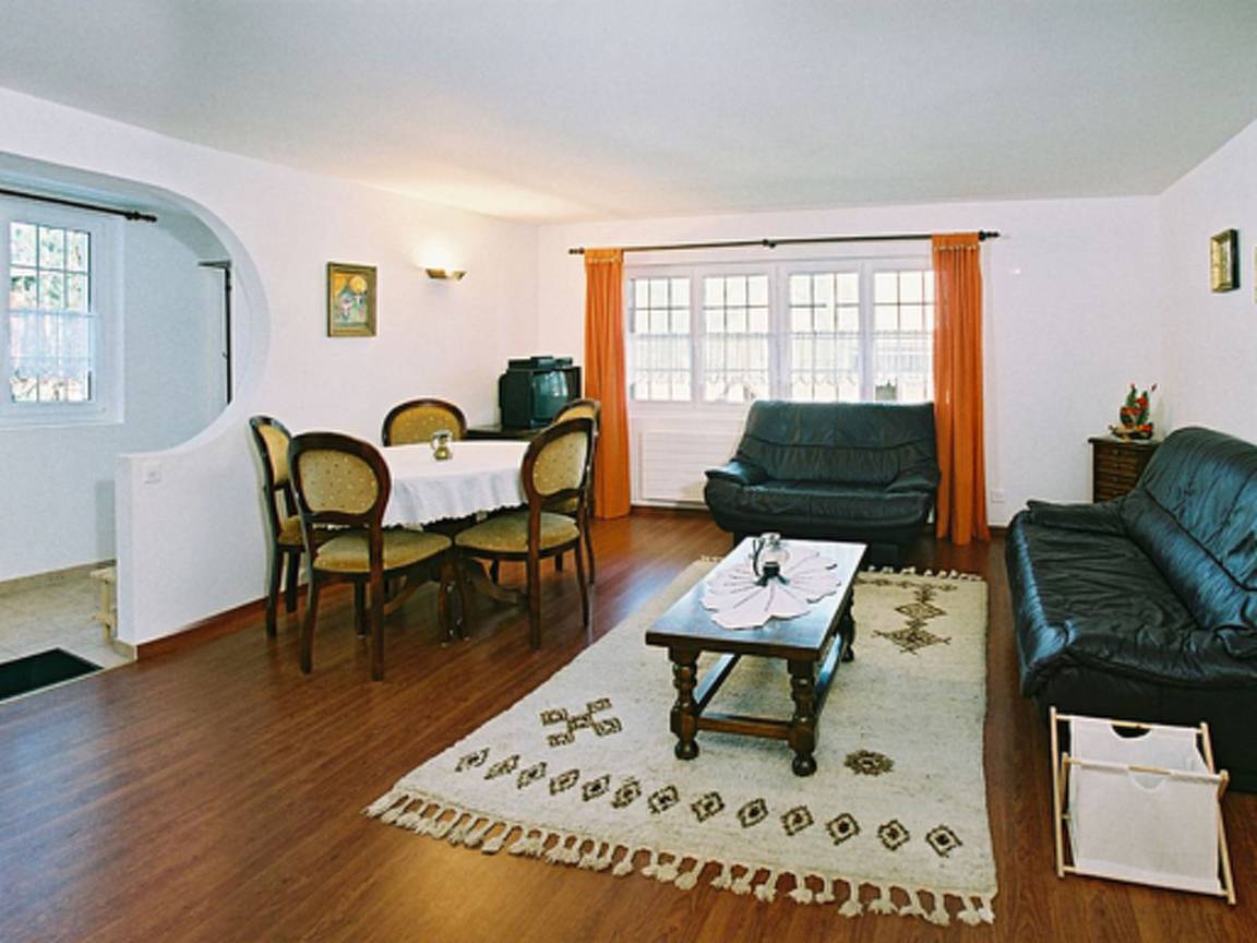 Apartment ∙ 2 Bedrooms ∙ 5 Guests - Grächen