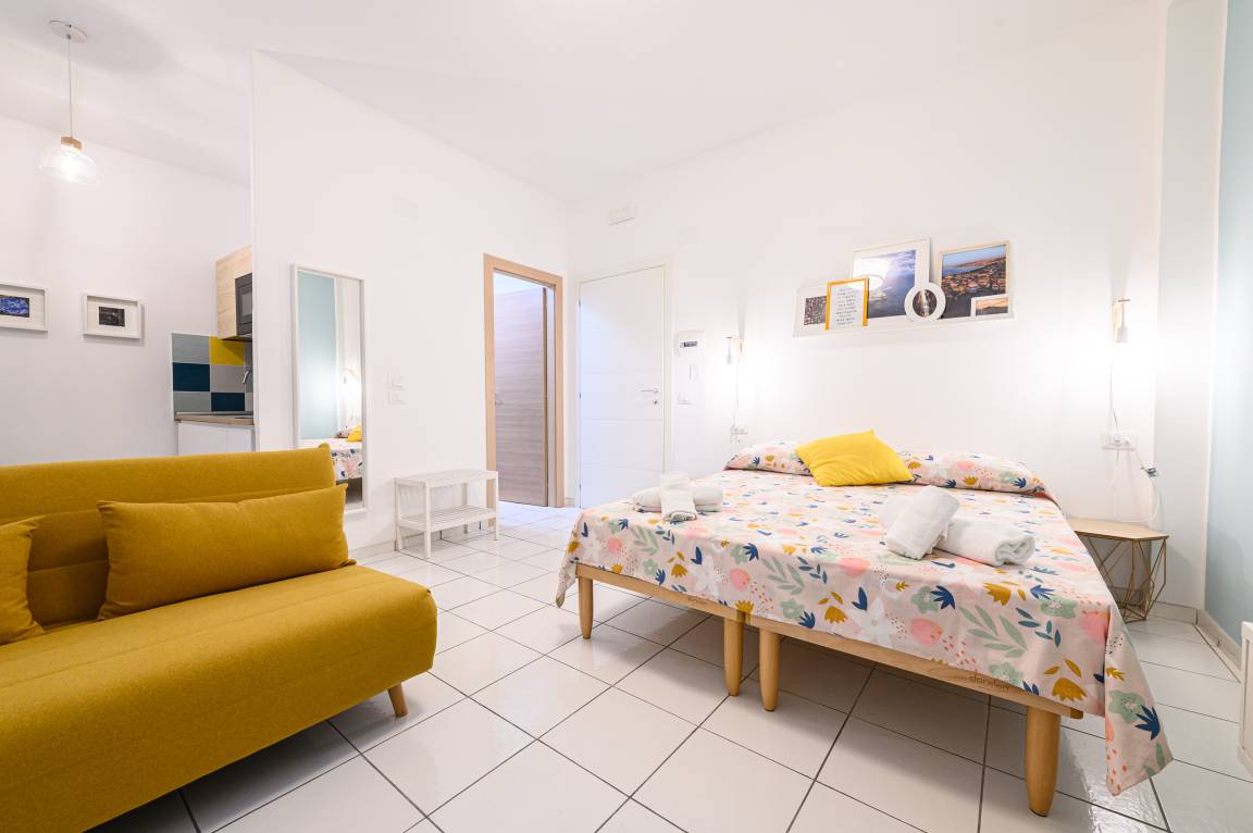 25 M² Apartment ∙ 1 Bedroom ∙ 2 Guests - Napoli