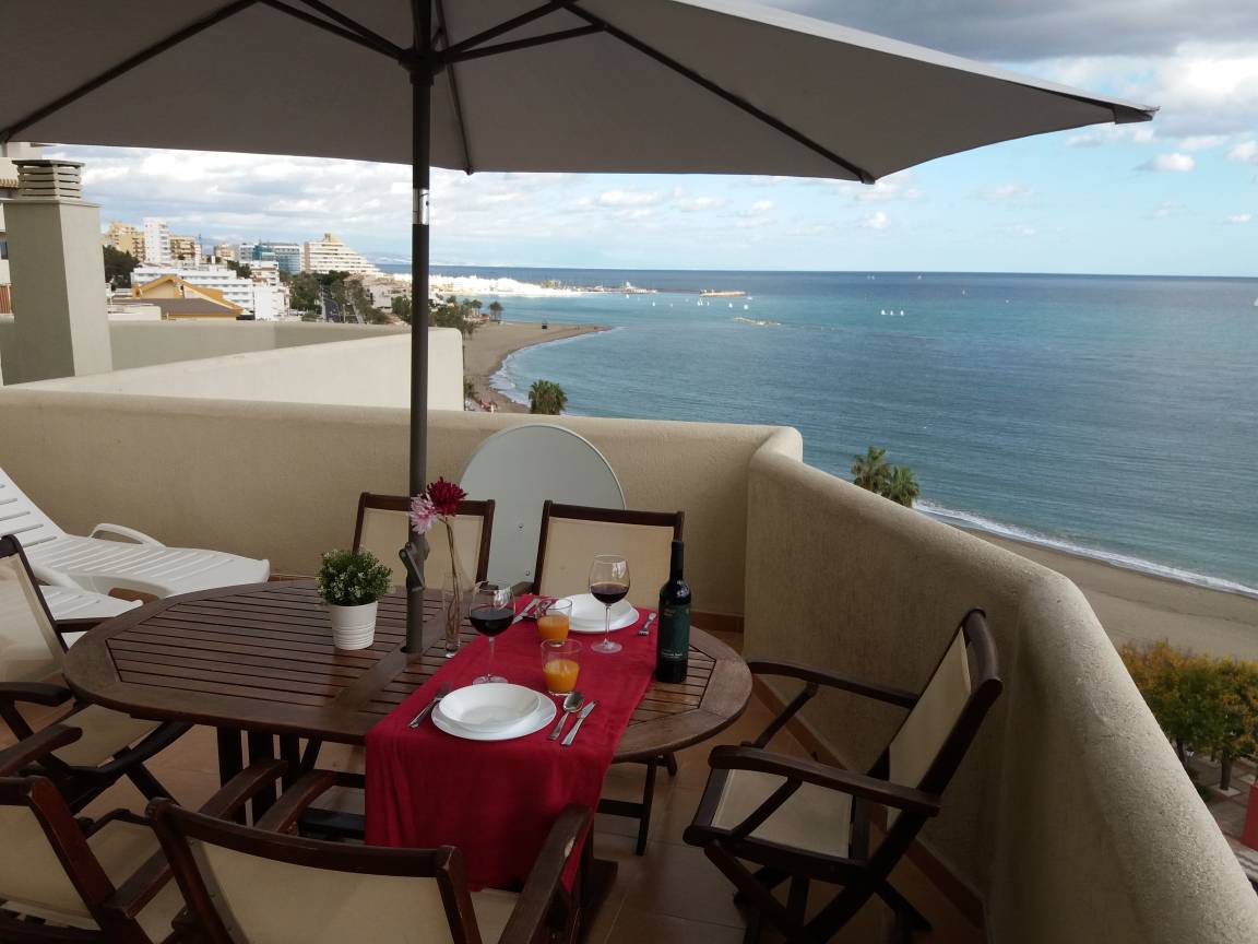 75 M² Appartement ∙ 2 Slaapkamers ∙ 5 Gasten - Benalmádena