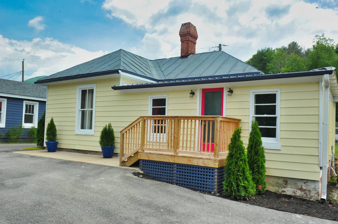 91 M² House ∙ 2 Bedrooms ∙ 4 Guests - Virginia
