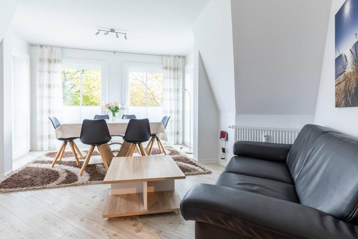 94 m² Ferienwohnung ∙ 2 Schlafzimmer ∙ 5 Gäste – Bild 4
