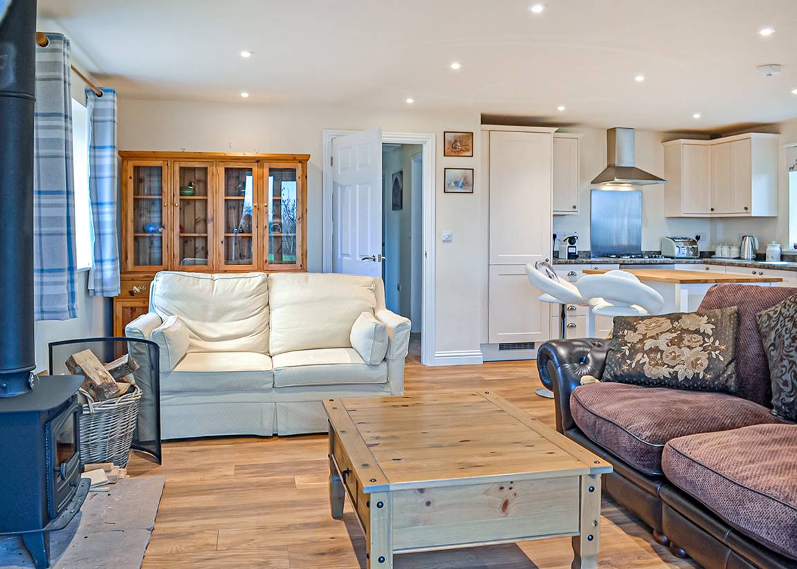 Chalet ∙ 3 Bedrooms ∙ 6 Guests - Cheddar