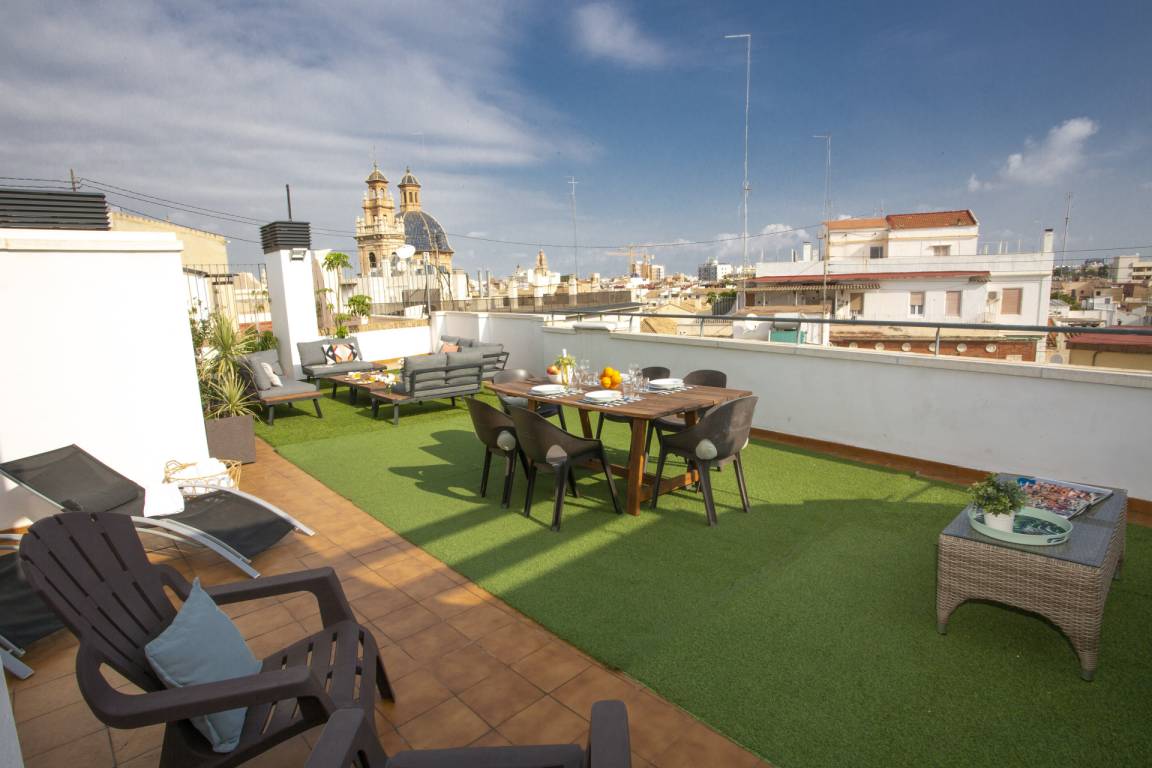 212 M² Apartment ∙ 4 Bedrooms ∙ 12 Guests - Valencia