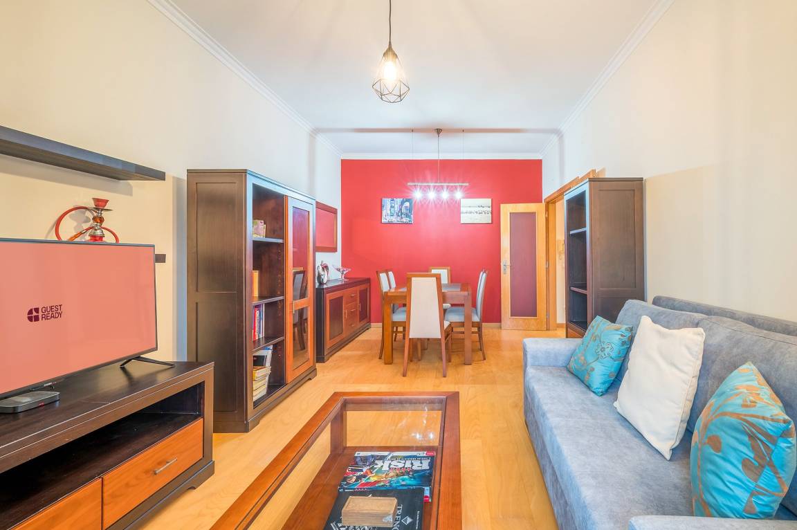75 M² Apartamento ∙ 1 Habitación ∙ 4 Huéspedes - Corroios