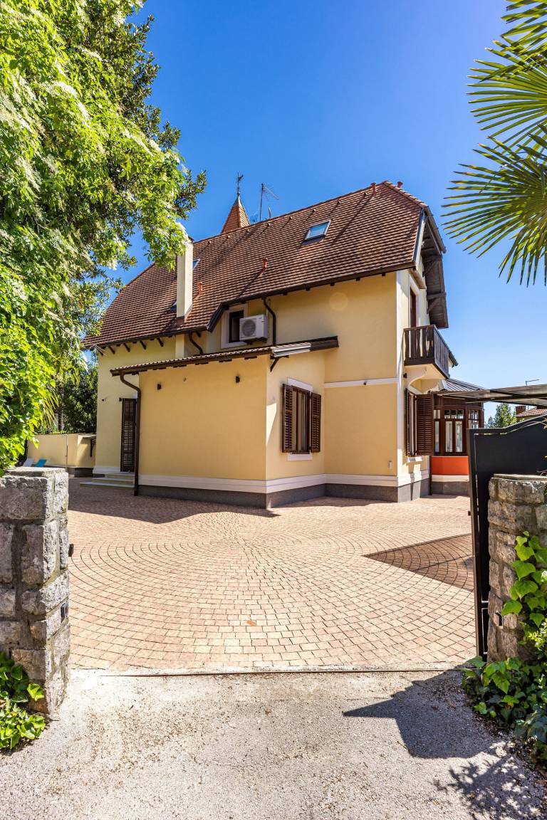 145 m² Ferienwohnung ∙ 2 Schlafzimmer ∙ 4 Gäste – Bild 11