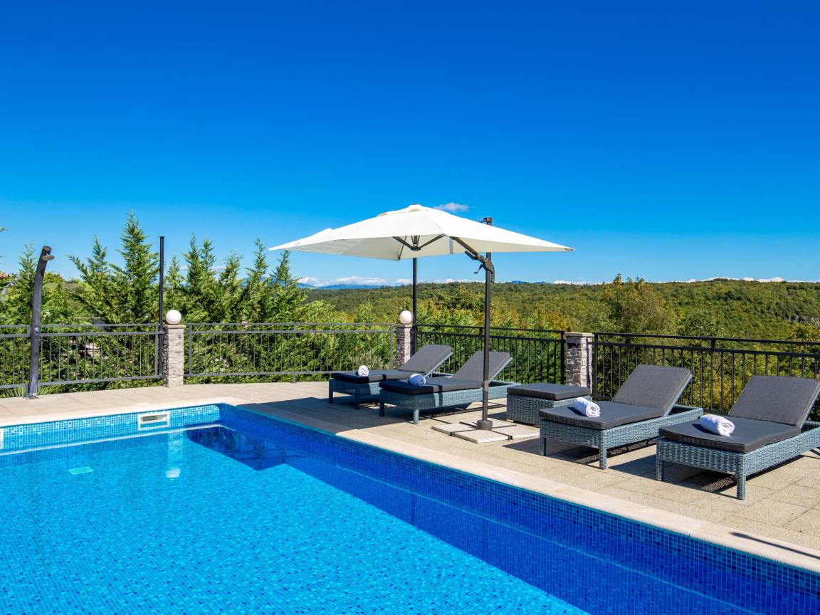 145 M² Ferienhaus ∙ 1 Schlafzimmer ∙ 6 Gäste - Rabac