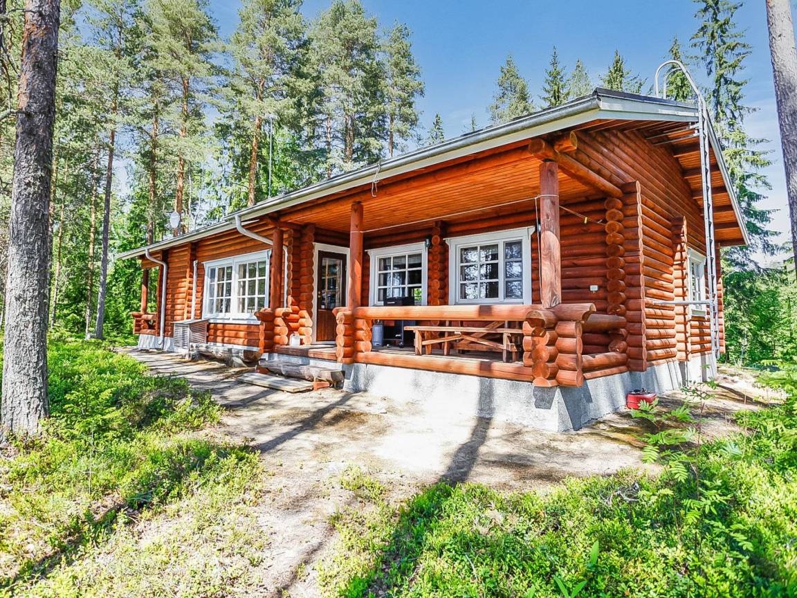 120 M² Talo ∙ 2 Makuuhuonetta ∙ 6 Vierasta - Enonkoski