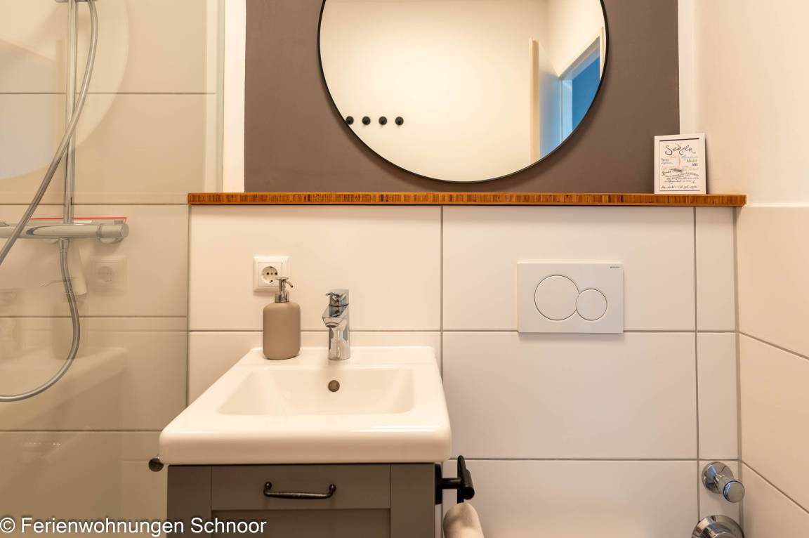 65 m² Ferienwohnung ∙ 1 Schlafzimmer ∙ 4 Gäste – Bild 14