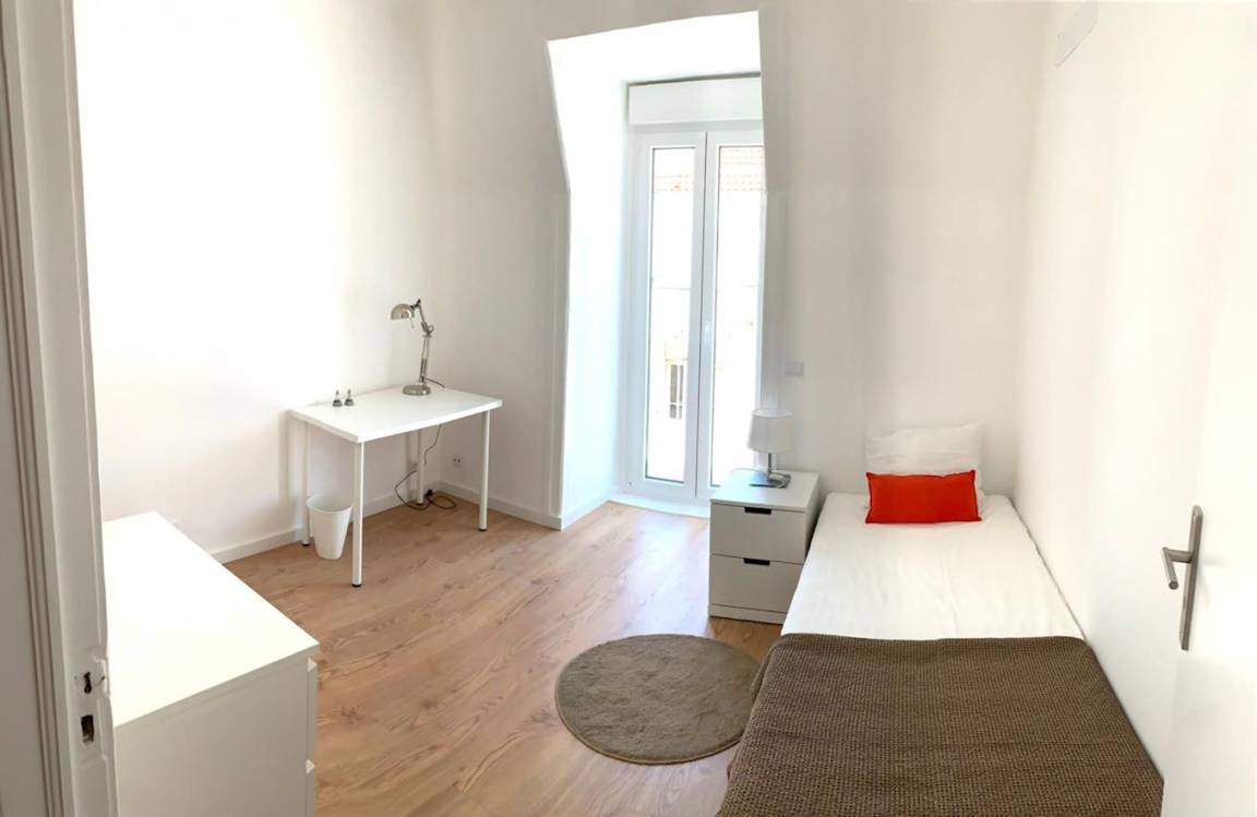 150 M² Private Room ∙ 1 Bedroom ∙ 1 Guest - Lisbon