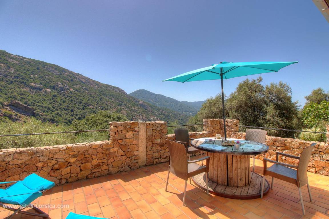 120 M² Gîte ∙ 3 Chambres ∙ 6 Personnes - Corse