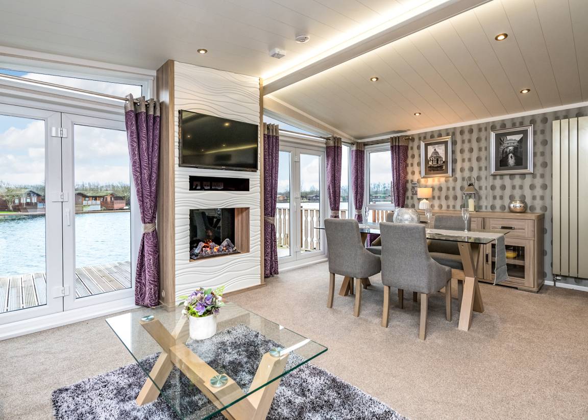 Chalet ∙ 2 Bedrooms ∙ 4 Guests - Lancashire