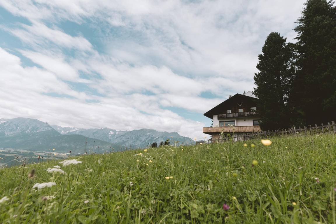 110 M² Ferienwohnung ∙ 2 Schlafzimmer ∙ 4 Gäste - Wattens
