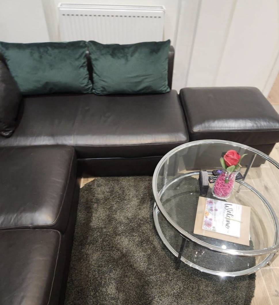 111 M² House ∙ 4 Bedrooms ∙ 8 Guests - London