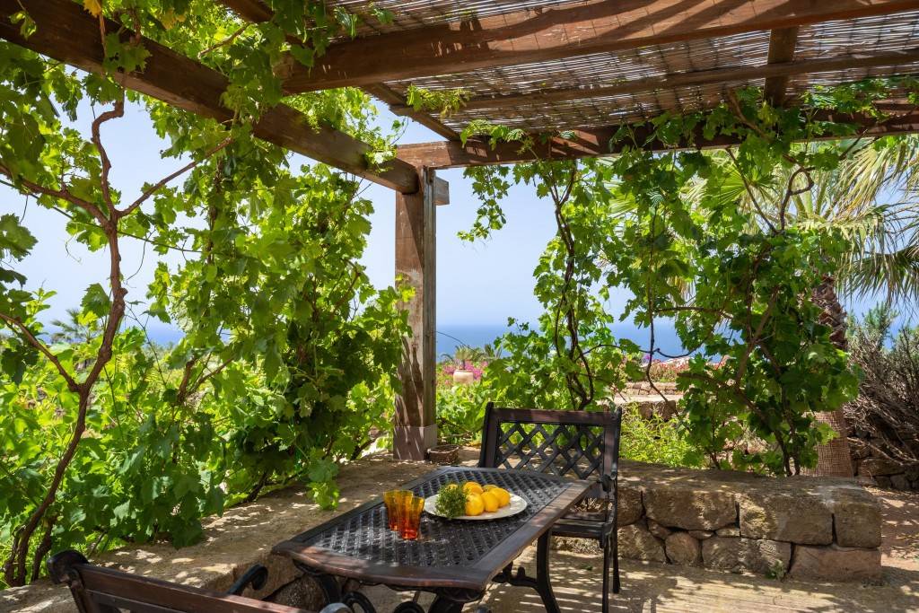 68 M² Apartment ∙ 1 Bedroom ∙ 2 Guests - Pantelleria
