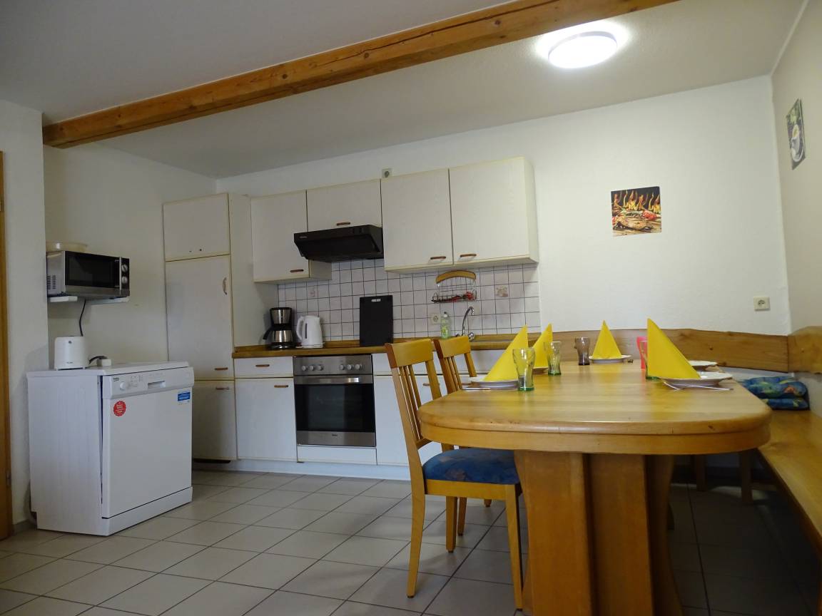 95 m² Ferienwohnung ∙ 4 Schlafzimmer ∙ 8 Gäste – Bild 4