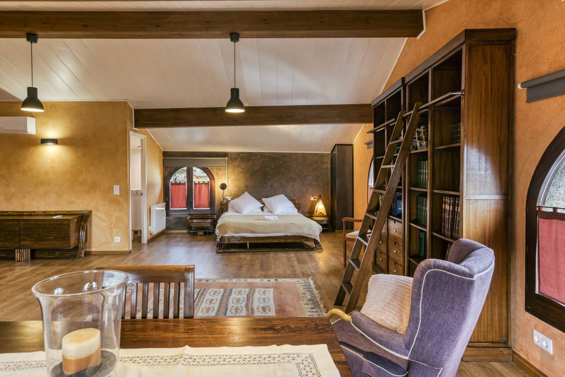 140 M² Apartamento ∙ 1 Habitación ∙ 2 Huéspedes - Olot