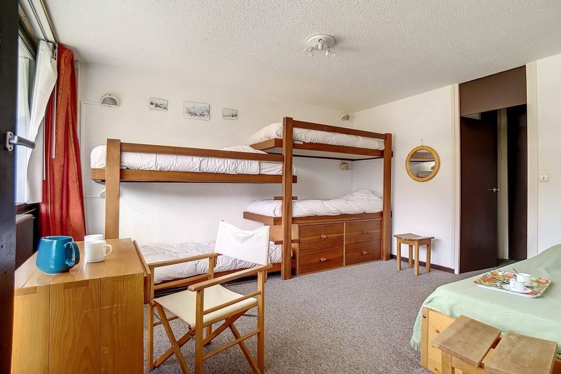 42 m² Ferienwohnung ∙ 1 Schlafzimmer ∙ 6 Gäste – Bild 4