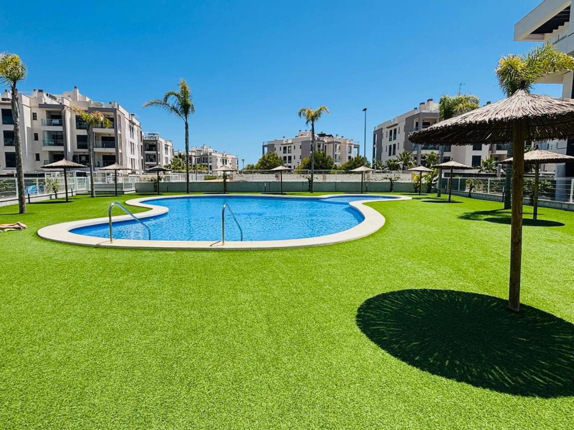 80 M² Apartamento ∙ 2 Habitaciones ∙ 4 Huéspedes - La Zenia