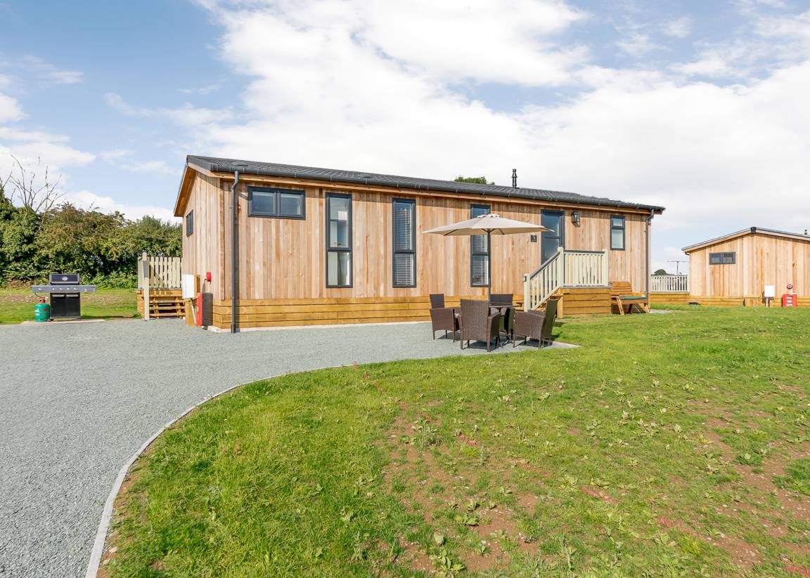 Chalet ∙ 2 Bedrooms ∙ 4 Guests - Cheshire