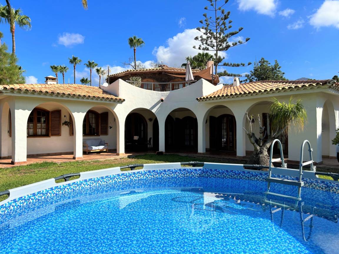 159 M² Ferienhaus ∙ 2 Schlafzimmer ∙ 5 Gäste - Costa Adeje