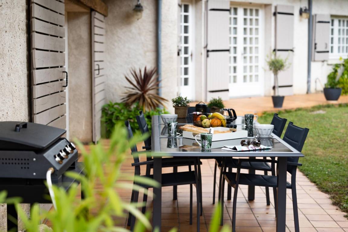 164 m&sup2; G&icirc;te 2 Schlafzimmer 5 G&auml;ste