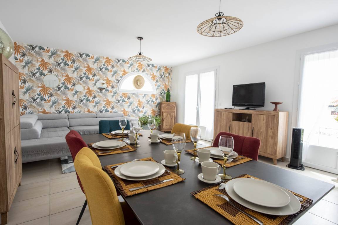 120 M² Casa ∙ 3 Habitaciones ∙ 6 Huéspedes - Givrand
