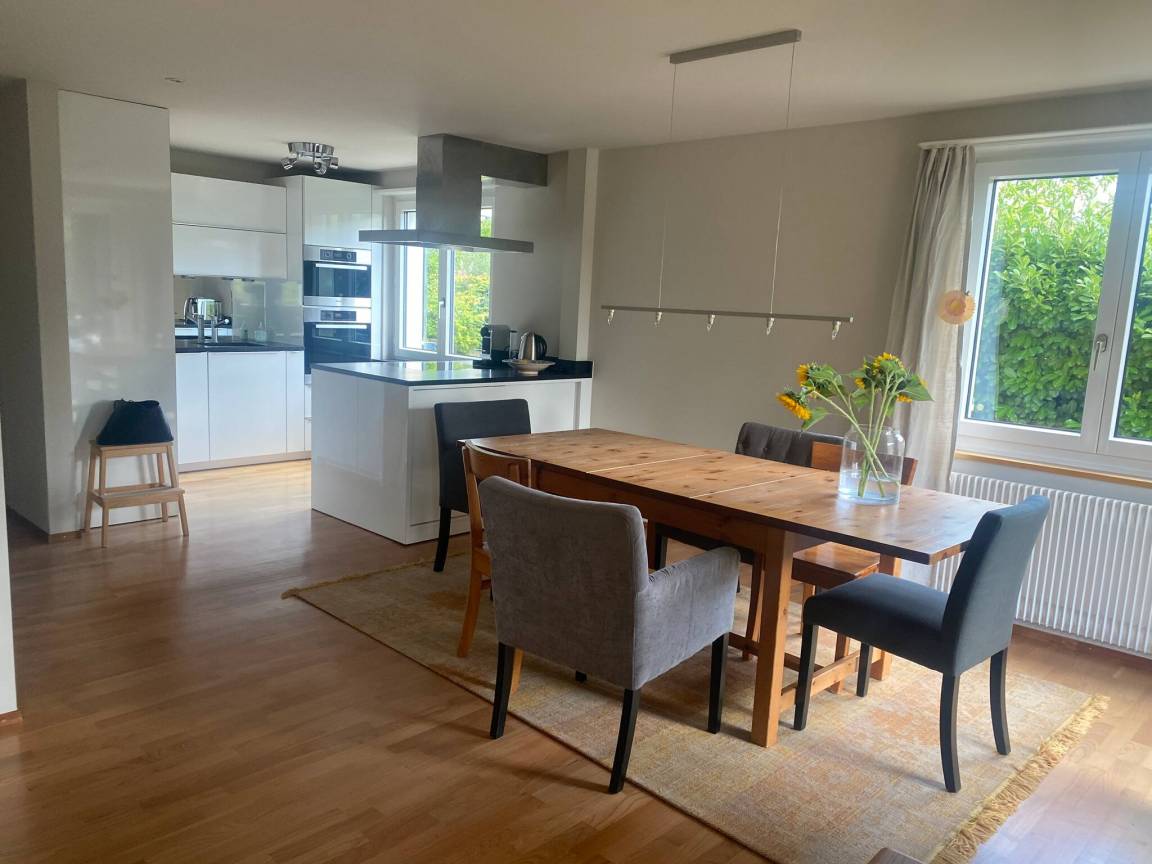 85 M² House ∙ 4 Bedrooms ∙ 7 Guests - Switzerland