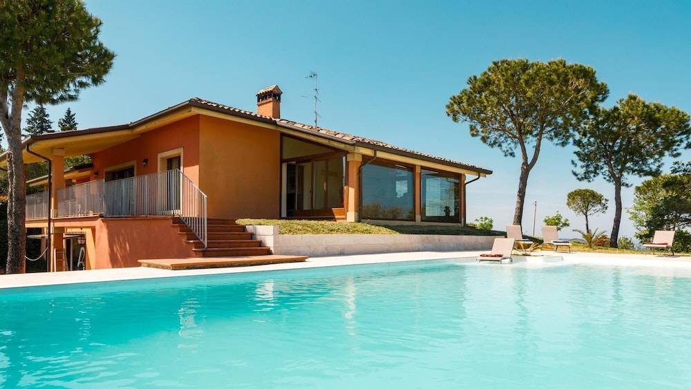 Casa a San Giovanni In Marignano con piscina privata