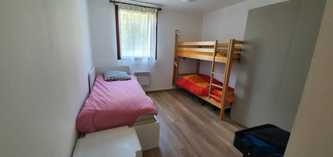 65 m² Ferienwohnung ∙ 2 Schlafzimmer ∙ 6 Gäste – Bild 6