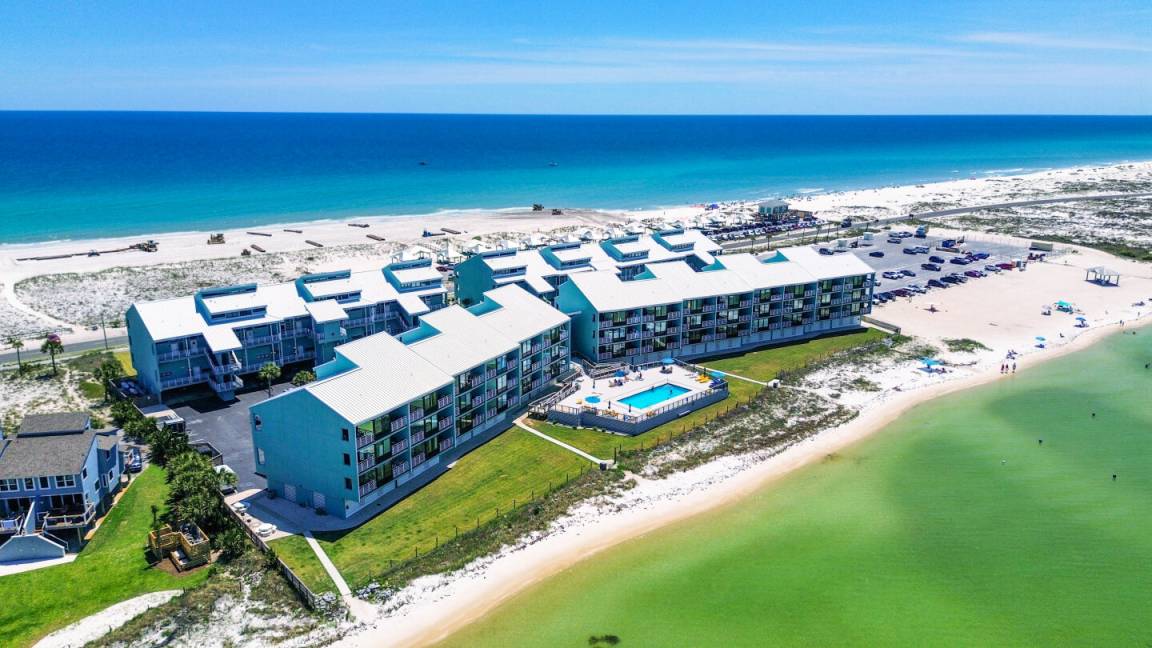 122 M² Condo ∙ 2 Bedrooms ∙ 6 Guests - Pensacola Beach, FL