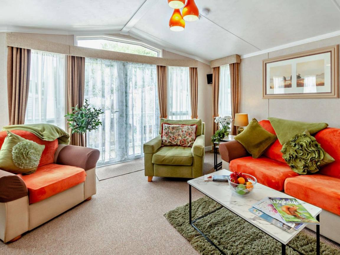 Lodge ∙ 2 Bedrooms ∙ 4 Guests - Hampshire