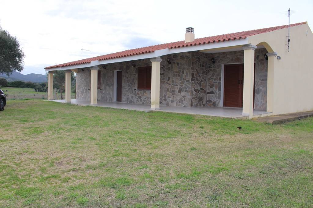 50 M² Appartamento Vacanza ∙ 1 Camera Da Letto ∙ 4 Ospiti - Olbia