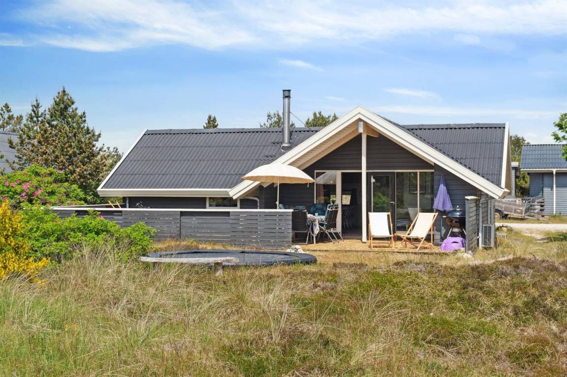 83 m&sup2; Ferienhaus 4 Schlafzimmer 6 G&auml;ste