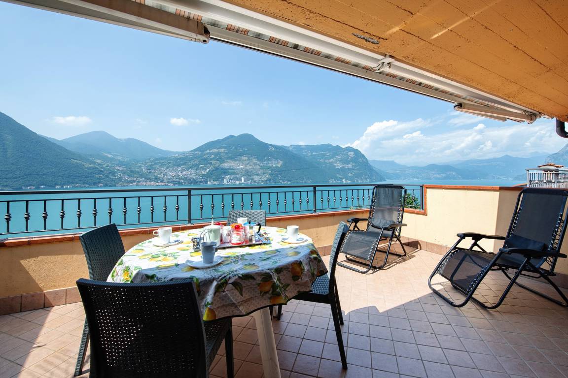 70 M² Apartment ∙ 2 Bedrooms ∙ 4 Guests - Iseo
