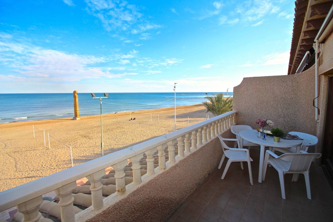 131 M² Appartement ∙ 2 Chambres ∙ 6 Personnes - El Campello
