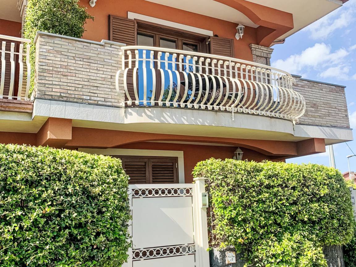 65 M² Appartamento Vacanza ∙ 1 Camera Da Letto ∙ 7 Ospiti - Zafferana etnea