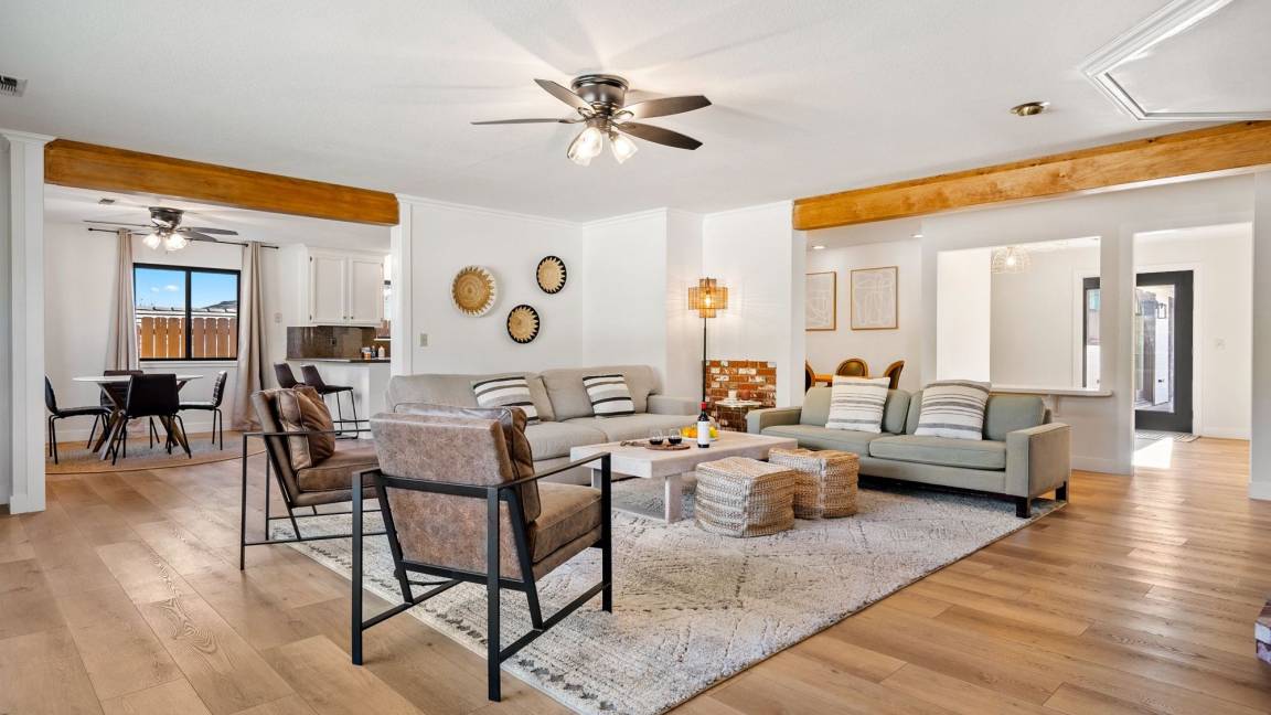 House ∙ 4 Bedrooms ∙ 8 Guests - Paso Robles, CA