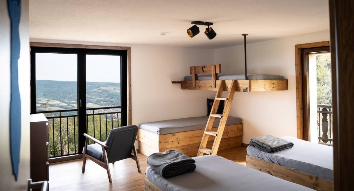 200 m² Ferienhaus ∙ 5 Schlafzimmer ∙ 10 Gäste – Bild 3