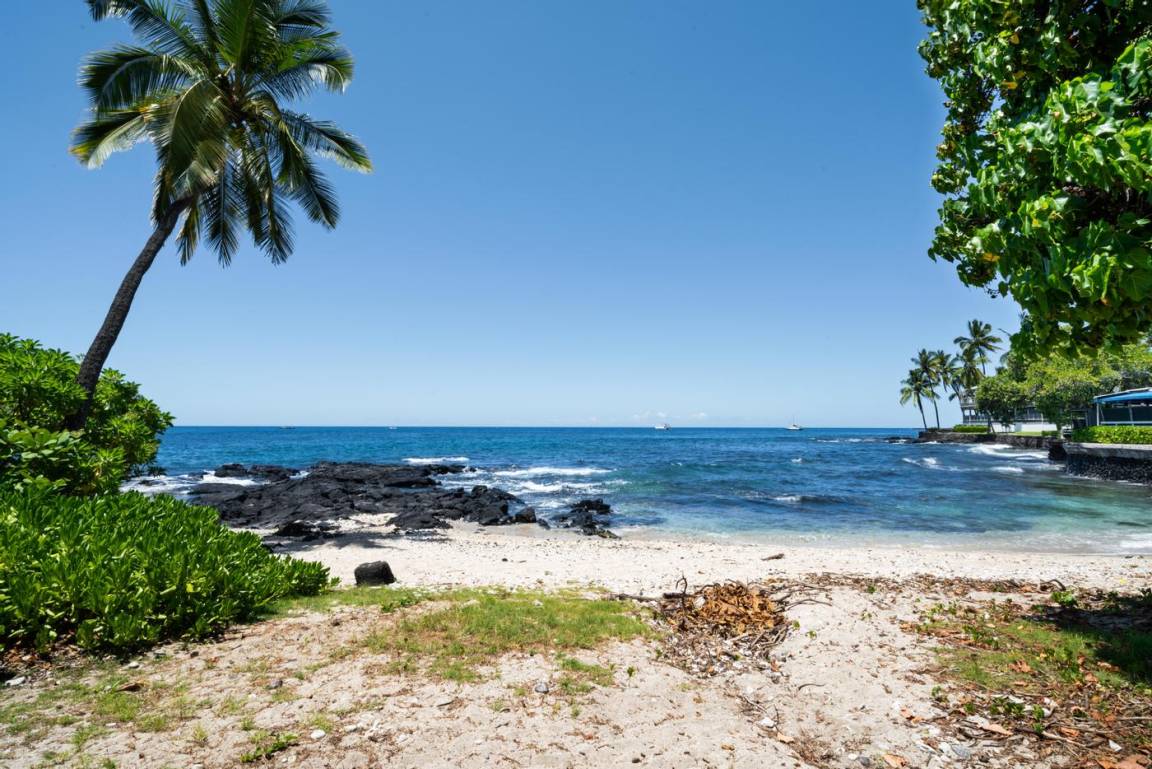 Condo ∙ 2 Guests - Kailua-Kona, HI