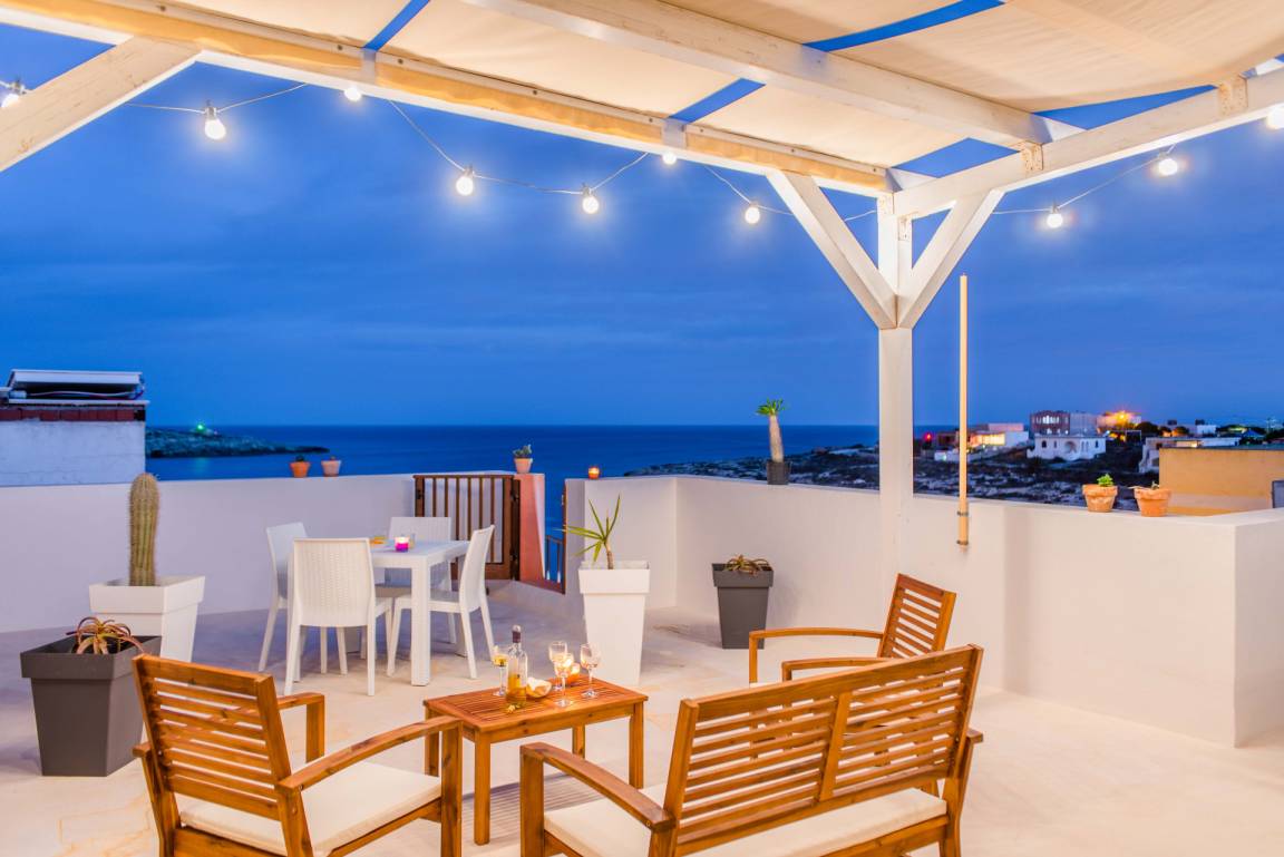 80 M² Villa ∙ 3 Bedrooms ∙ 5 Guests - Lampedusa