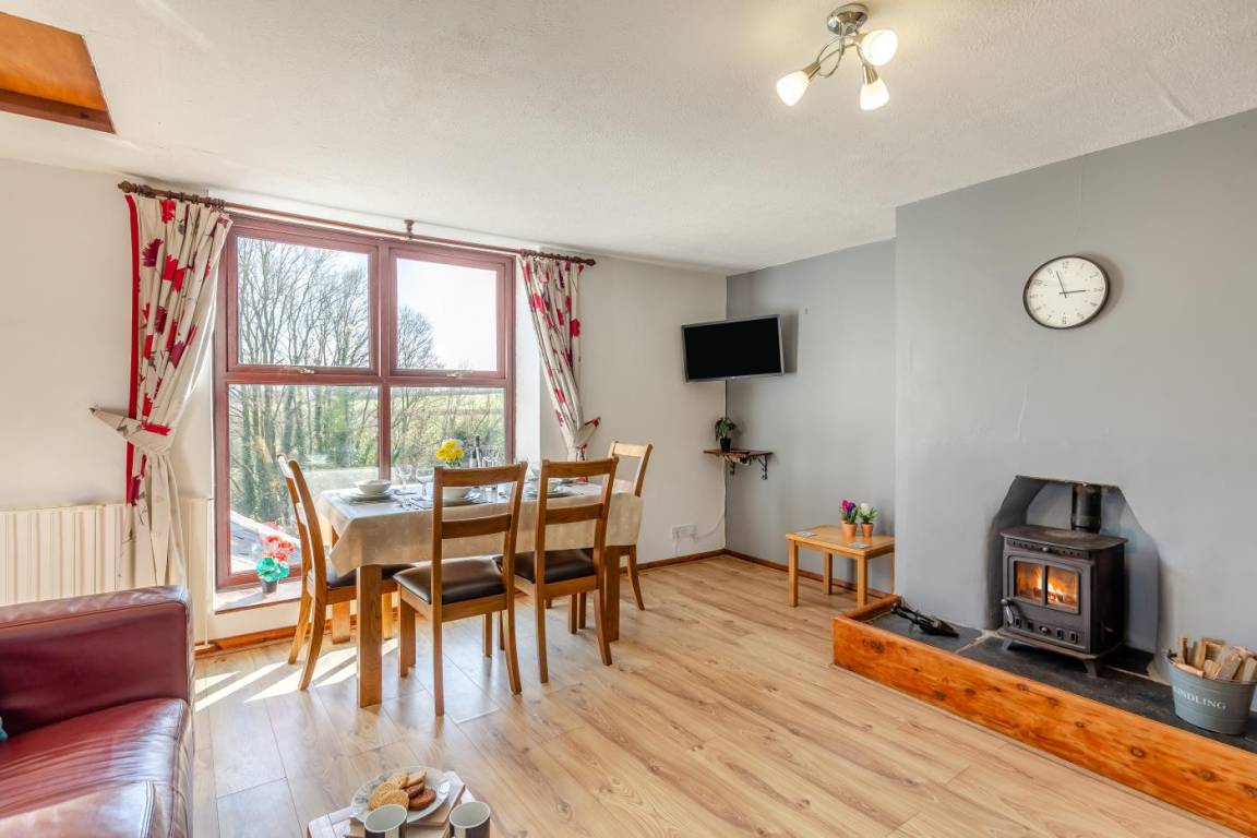 Cottage ∙ 2 Bedrooms ∙ 4 Guests - Welcombe