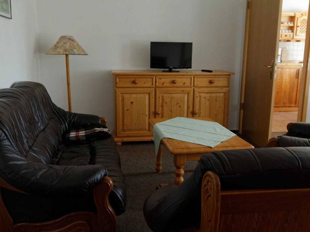 100 M² Ferienwohnung ∙ 1 Schlafzimmer ∙ 5 Gäste - Rostock