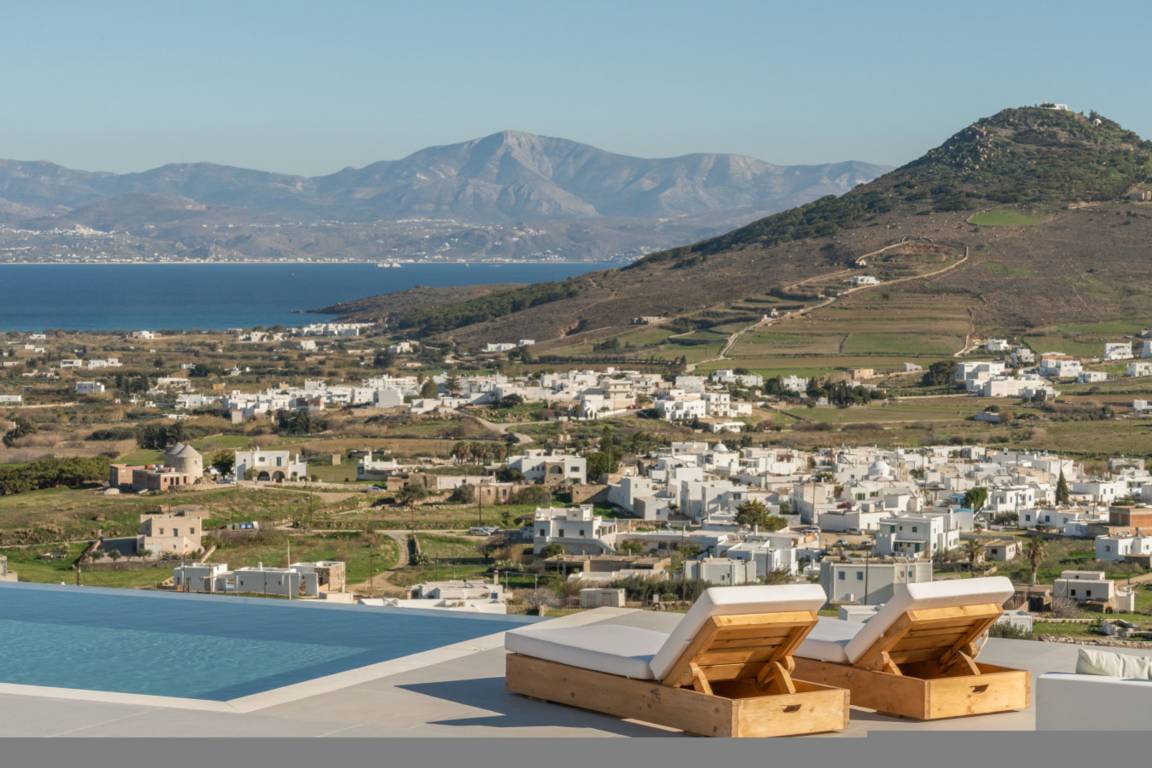135 M² Ferienwohnung ∙ 3 Schlafzimmer ∙ 8 Gäste - Paros