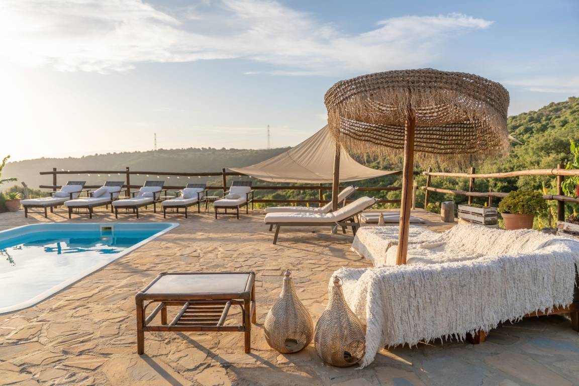 250 M² House ∙ 4 Bedrooms ∙ 12 Guests - Casares