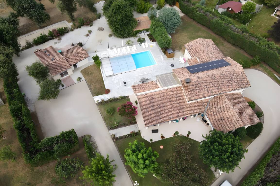 70 M² Maison De Vacances ∙ 3 Chambres ∙ 8 Personnes - Lesparre-Médoc