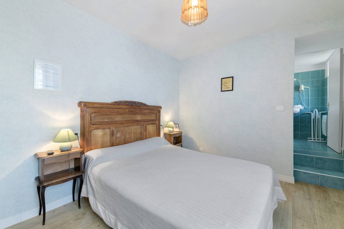 12 M² Chambre D'hôtes ∙ 1 Chambre ∙ 2 Personnes - Genêts
