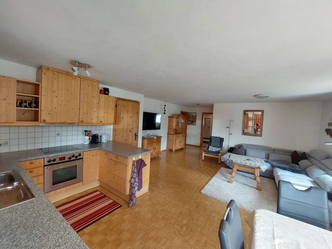 Appartamento Vacanza ∙ 2 Camere Da Letto ∙ 5 Ospiti - Scuol